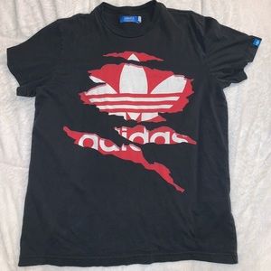 Adidas T-shirt